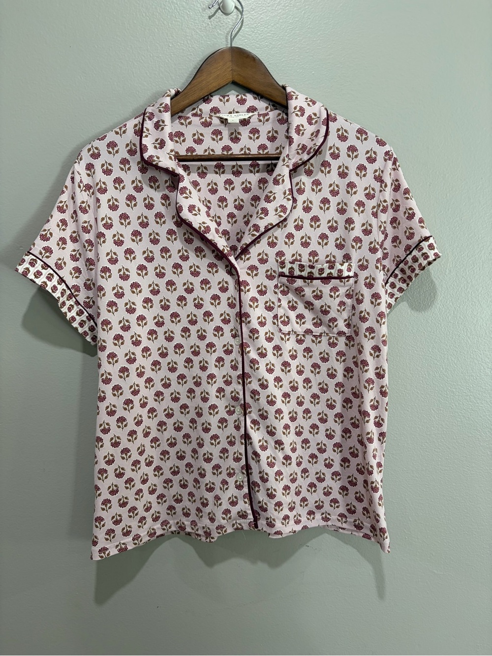 Laura Ashley Pink Floral Pajama Set size L